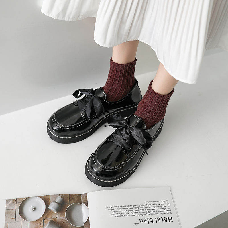 韓国系 ファッション  カジュアル 革靴 パンプス