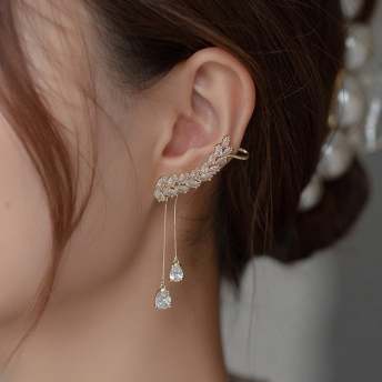 品質いいな新品!レディース 韓国ファッション 葉 デザイン感 ピアス 揺れる 安い 片耳用 個性 韓国ピアス