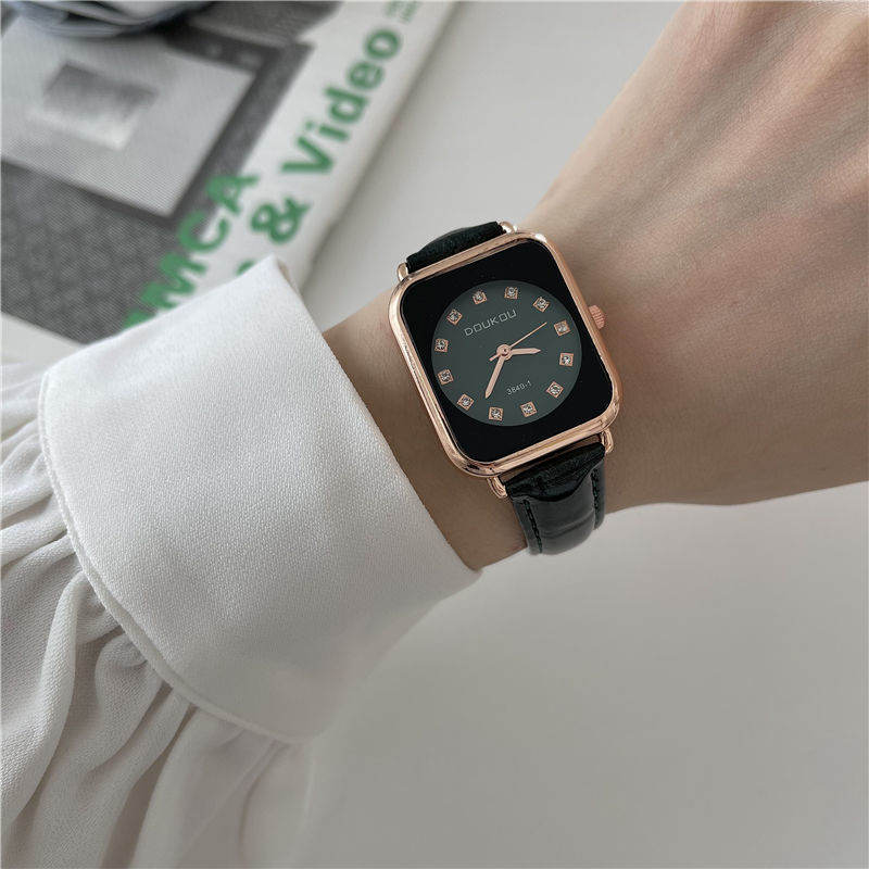 高級感 気質アップ ファッション 素敵なデザイン 上質 上品 腕時計