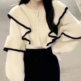 優しい雰囲気 上品見え ガーリッシュ スウィート 韓国系 フリル 配色 ニットセーター