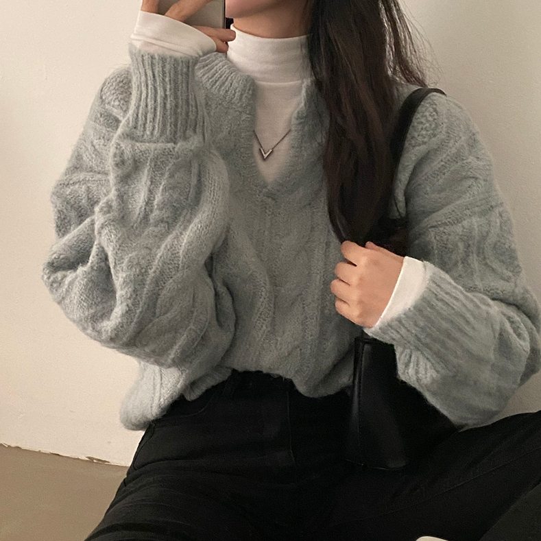 人気を独占中♡ 韓国系 アンプルライン 厚手 防寒 Vネック カジュアル体型をカバー ニットセーター